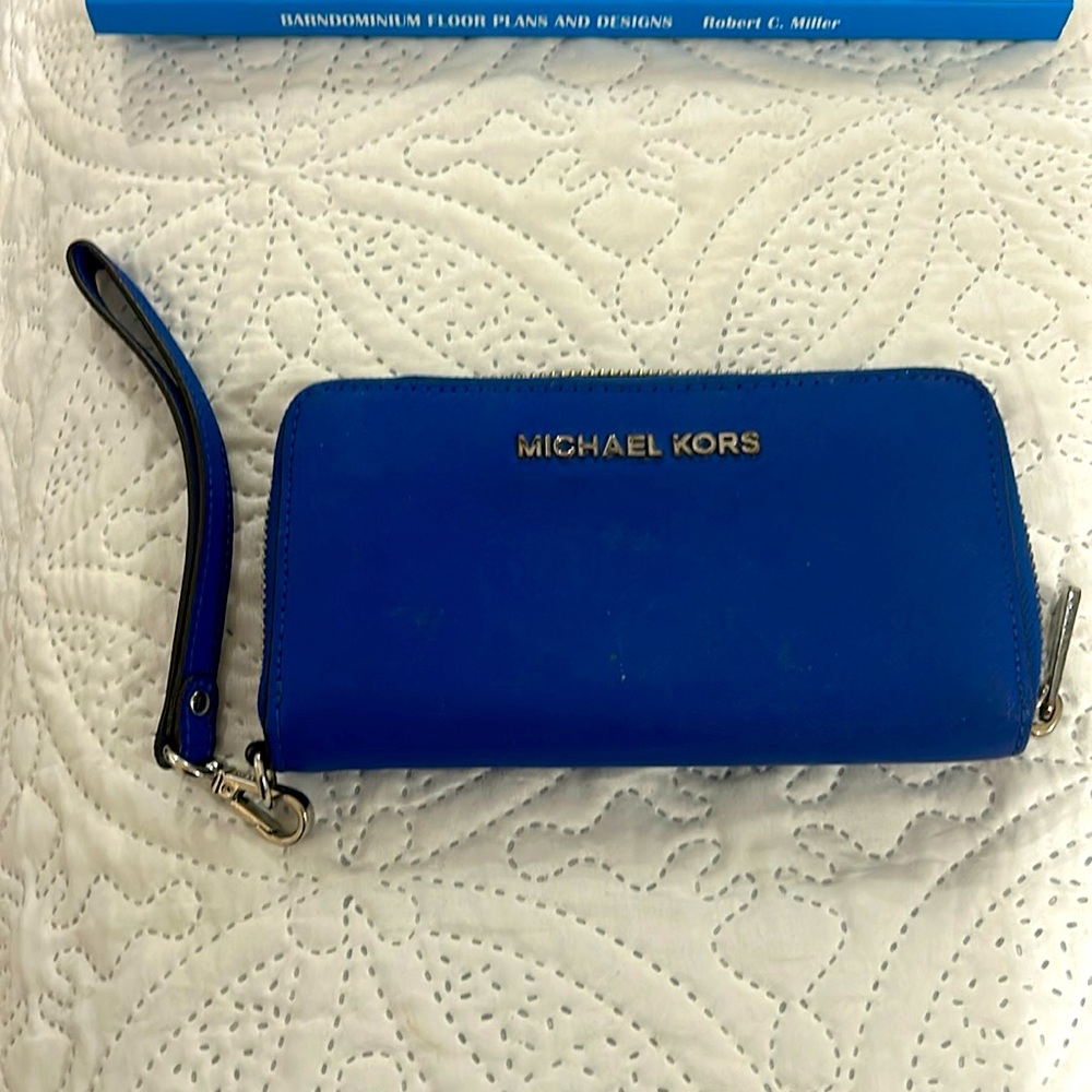 Michael Kors wallet